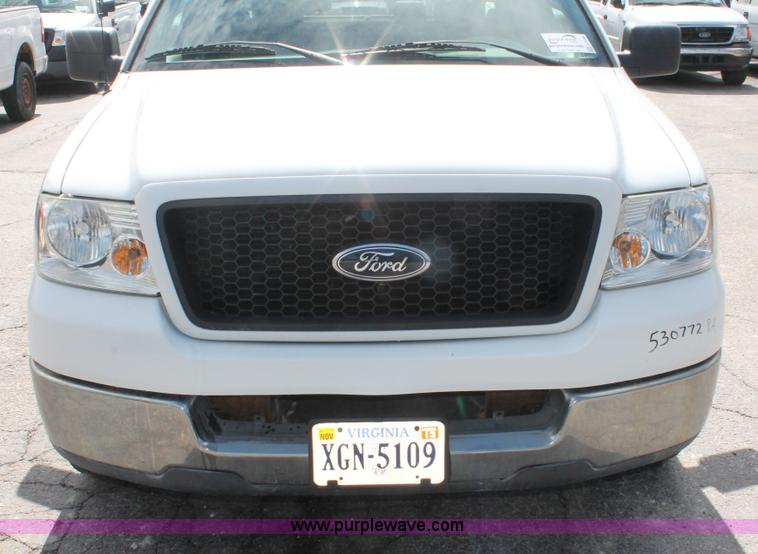 image for item E3288 2005 Ford F150 XLT SuperCab pickup truck