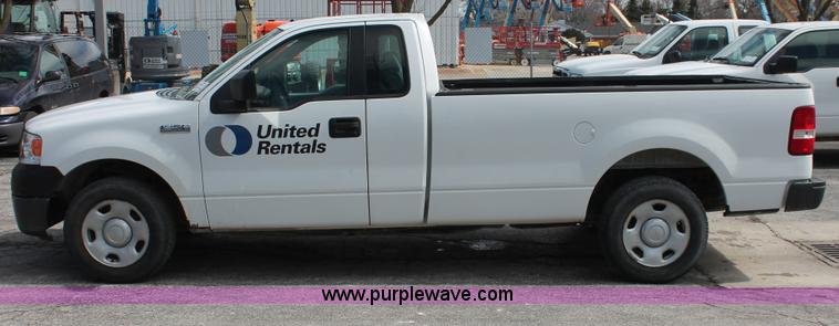 image for item E3289 2006 Ford F150 XL pickup truck