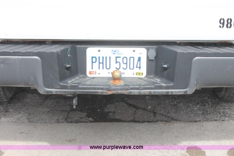 image for item E3289 2006 Ford F150 XL pickup truck