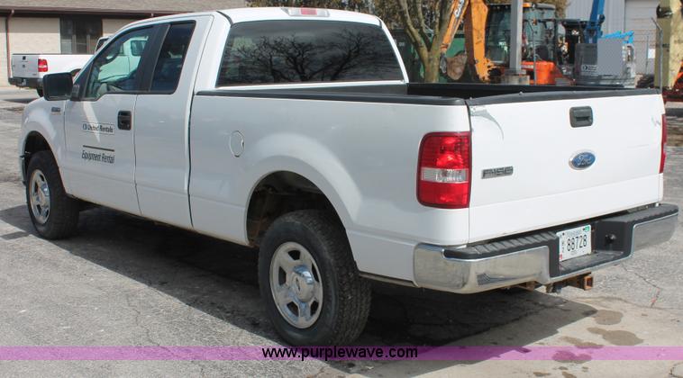 image for item E3290 2007 Ford F150 XLT SuperCab pickup truck