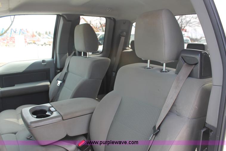 image for item E3290 2007 Ford F150 XLT SuperCab pickup truck