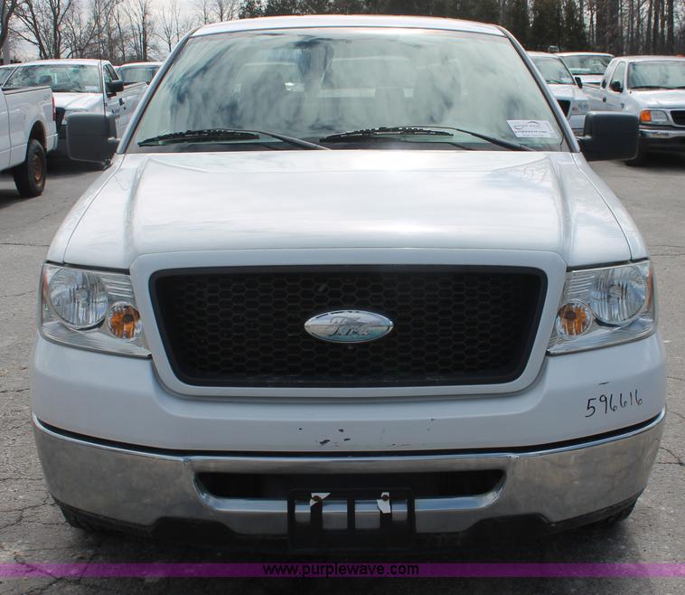 image for item E3291 2006 Ford F150 XLT SuperCab pickup truck