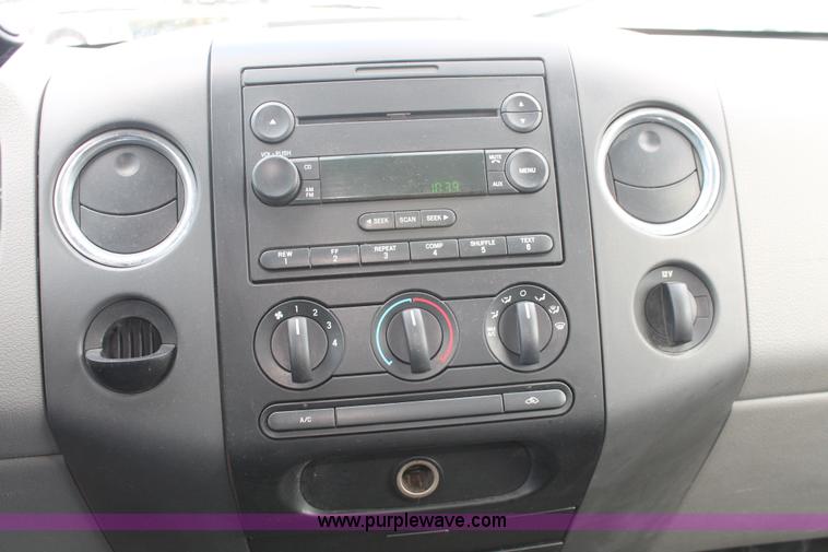 image for item E3291 2006 Ford F150 XLT SuperCab pickup truck