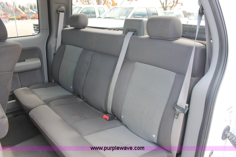 image for item E3291 2006 Ford F150 XLT SuperCab pickup truck