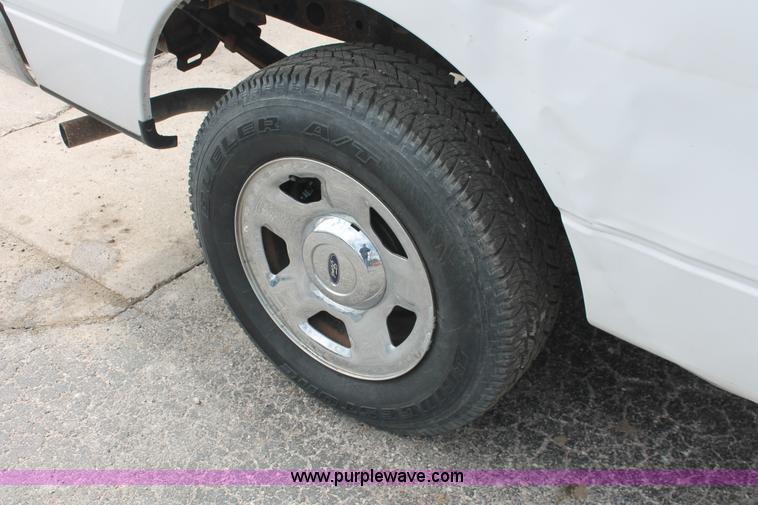 image for item E3291 2006 Ford F150 XLT SuperCab pickup truck