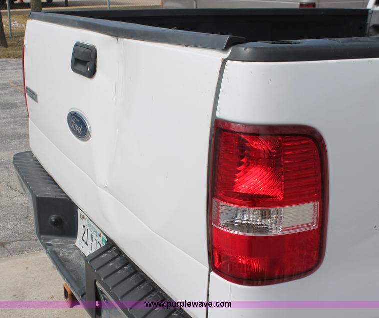 image for item E3291 2006 Ford F150 XLT SuperCab pickup truck