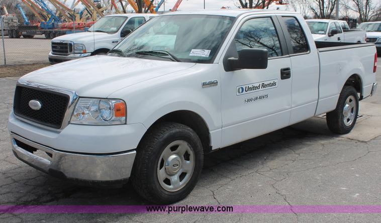 image for item E3292 2007 Ford F150 XLT SuperCab pickup truck