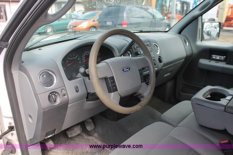 image for item E3292 2007 Ford F150 XLT SuperCab pickup truck