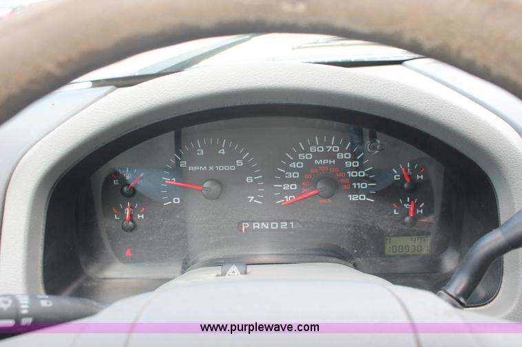 image for item E3292 2007 Ford F150 XLT SuperCab pickup truck