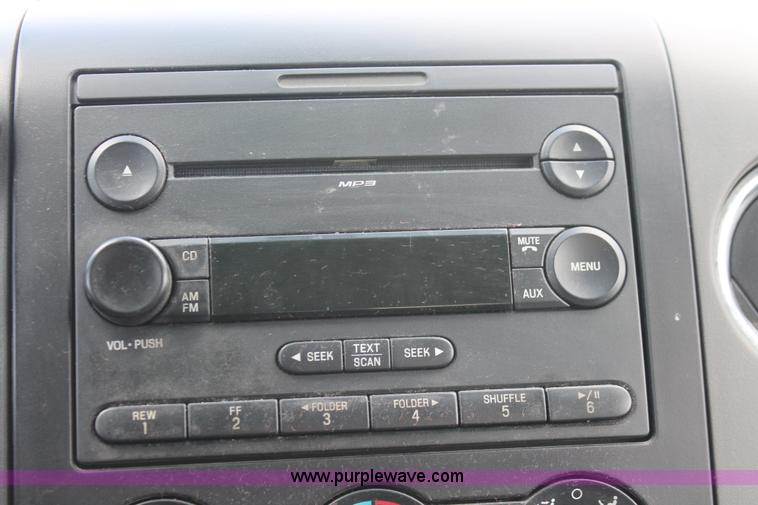 image for item E3292 2007 Ford F150 XLT SuperCab pickup truck