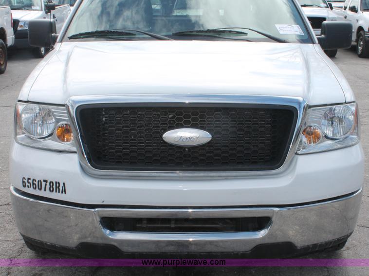 image for item E3292 2007 Ford F150 XLT SuperCab pickup truck