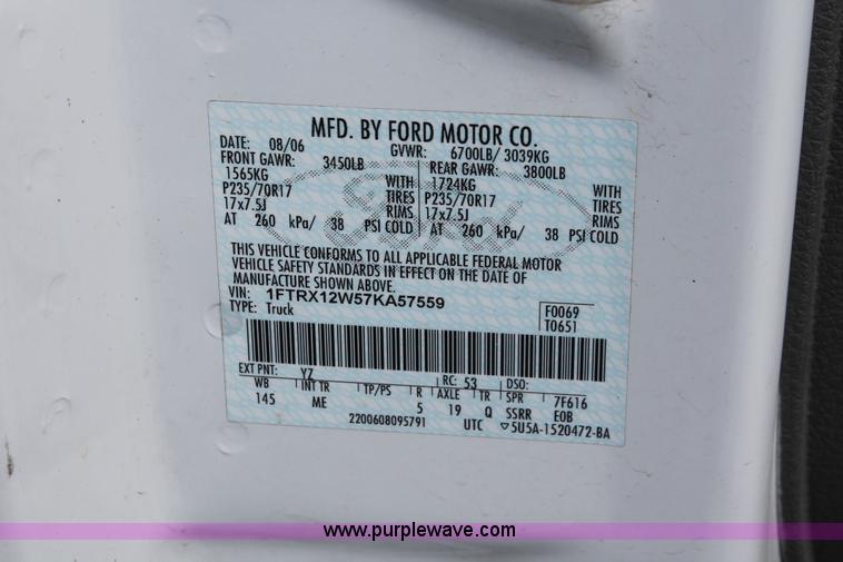 image for item E3292 2007 Ford F150 XLT SuperCab pickup truck