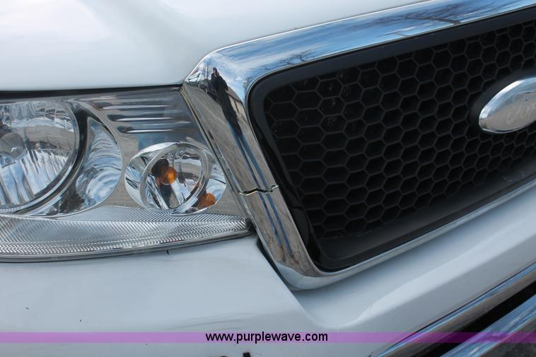 image for item E3292 2007 Ford F150 XLT SuperCab pickup truck