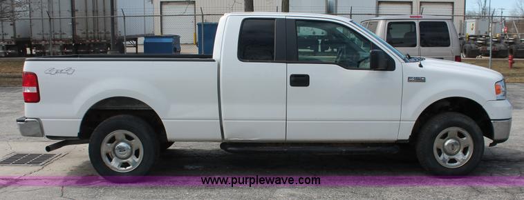 image for item E3293 2007 Ford F150 XLT SuperCab pickup truck