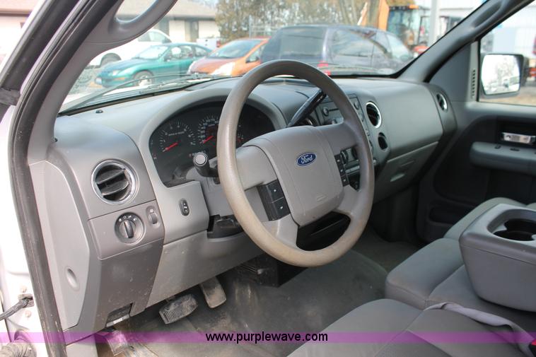 image for item E3293 2007 Ford F150 XLT SuperCab pickup truck