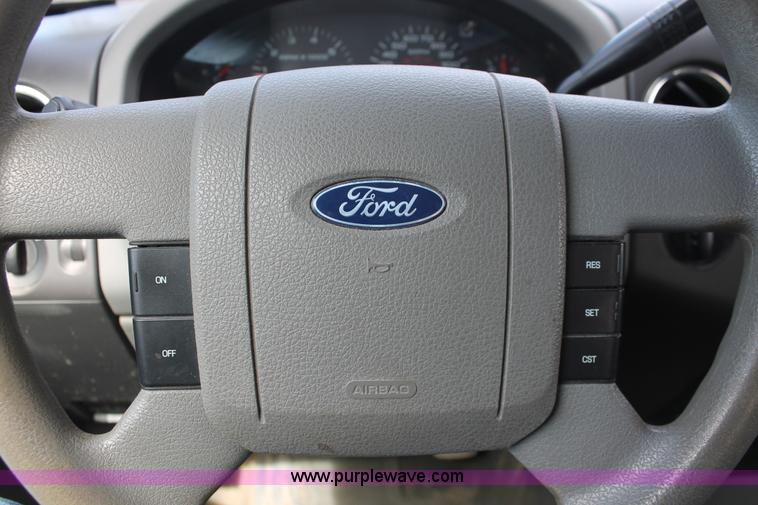 image for item E3293 2007 Ford F150 XLT SuperCab pickup truck