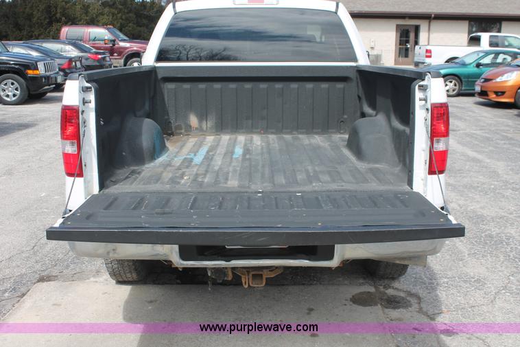 image for item E3293 2007 Ford F150 XLT SuperCab pickup truck