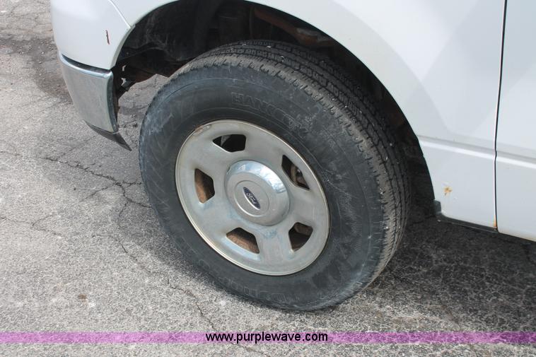 image for item E3294 2005 Ford F150 XLT SuperCab pickup truck