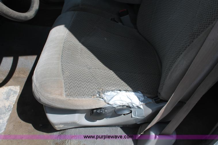 image for item E3296 2000 Ford F150 XLT SuperCab pickup truck