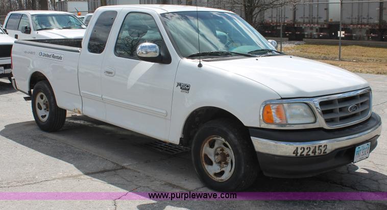 image for item E3297 2002 Ford F150 XLT SuperCab pickup truck