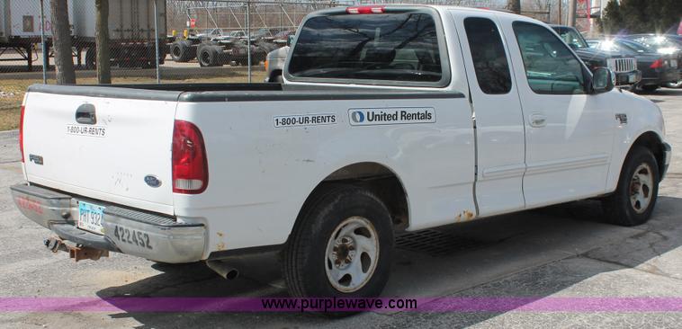 image for item E3297 2002 Ford F150 XLT SuperCab pickup truck