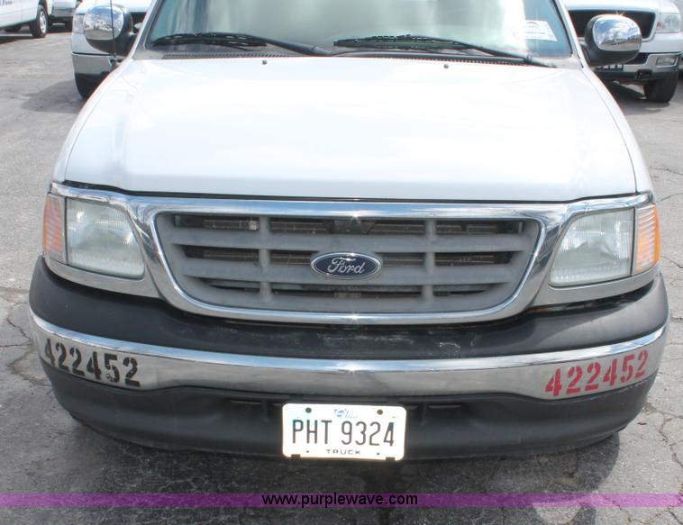 image for item E3297 2002 Ford F150 XLT SuperCab pickup truck
