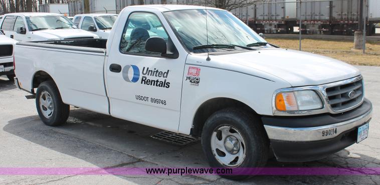 image for item E3298 2003 Ford F150 XL pickup truck