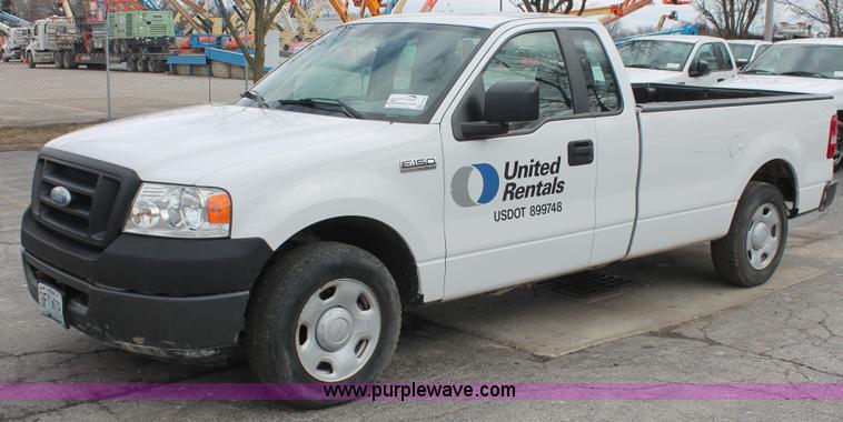 image for item E3327 2007 Ford F150 XLT pickup truck