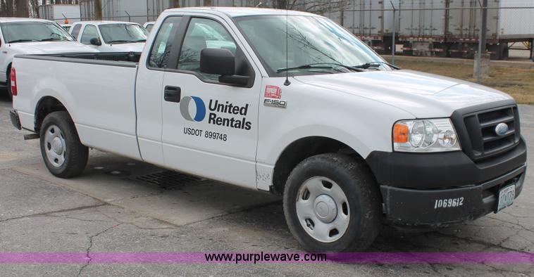 image for item E3327 2007 Ford F150 XLT pickup truck