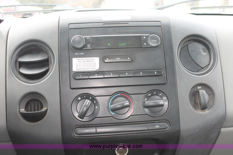 image for item E3327 2007 Ford F150 XLT pickup truck