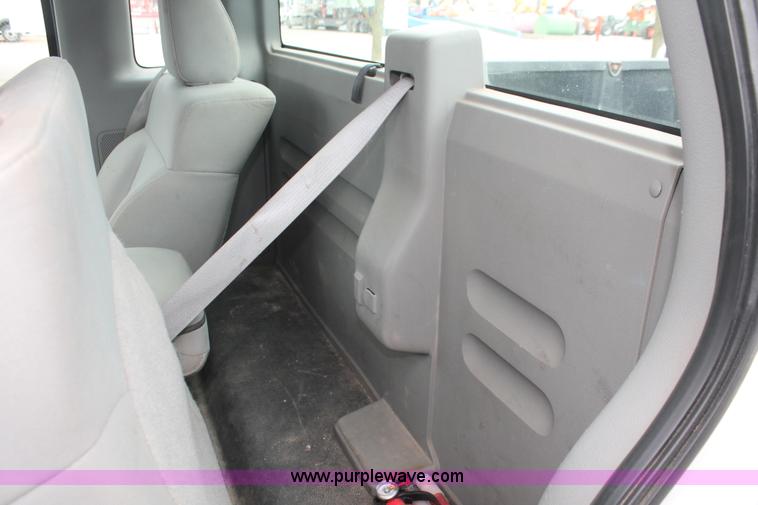 image for item E3327 2007 Ford F150 XLT pickup truck