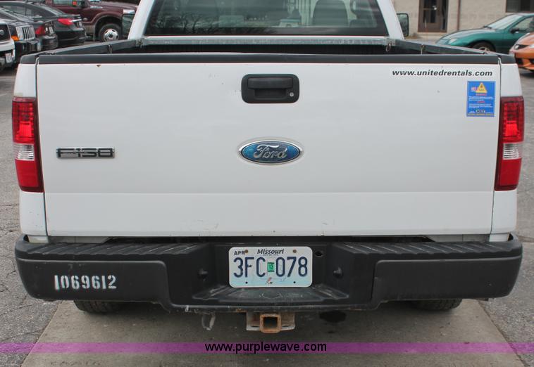image for item E3327 2007 Ford F150 XLT pickup truck