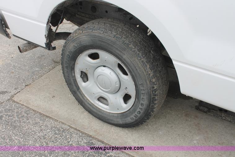 image for item E3327 2007 Ford F150 XLT pickup truck