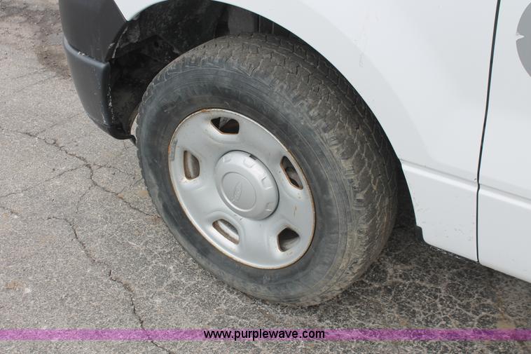 image for item E3327 2007 Ford F150 XLT pickup truck