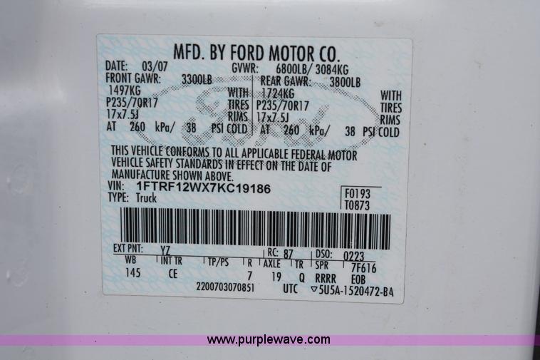 image for item E3327 2007 Ford F150 XLT pickup truck