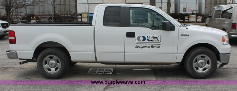 image for item E3329 2007 Ford F150 XLT SuperCab pickup truck