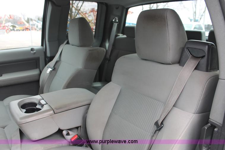 image for item E3329 2007 Ford F150 XLT SuperCab pickup truck