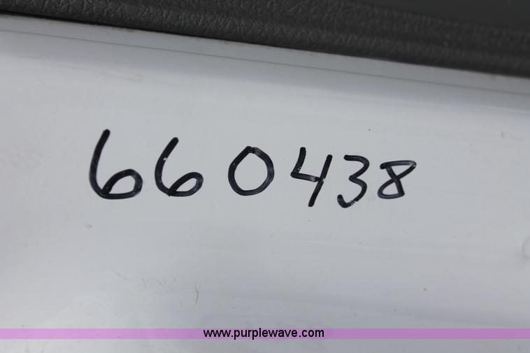 image for item E3329 2007 Ford F150 XLT SuperCab pickup truck