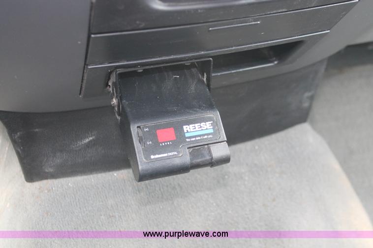 image for item E3330 2006 Ford F150 XLT SuperCab pickup truck