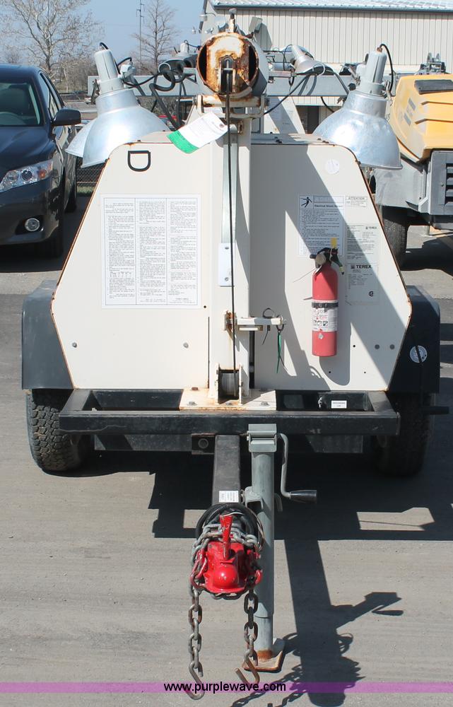 image for item E3338 2008 Terex Amida AL4000 light tower/generator