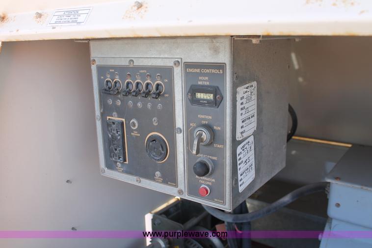 image for item E3338 2008 Terex Amida AL4000 light tower/generator