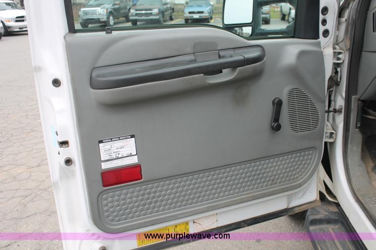 image for item E3339 2007 Ford F350 XL Super Duty service truck