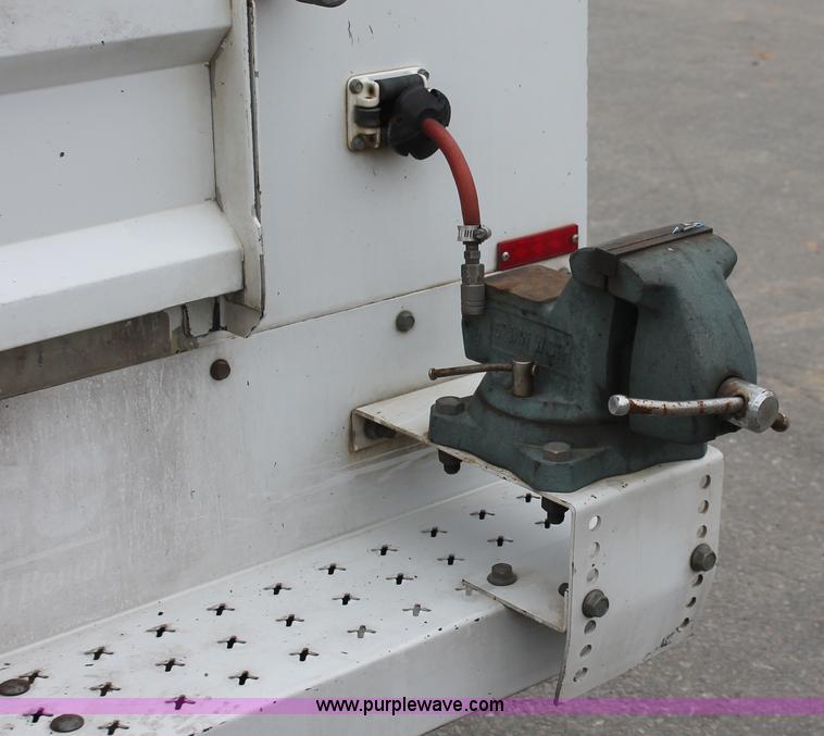 image for item E3339 2007 Ford F350 XL Super Duty service truck