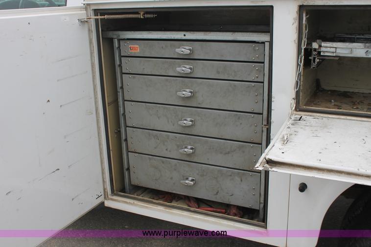 image for item E3339 2007 Ford F350 XL Super Duty service truck