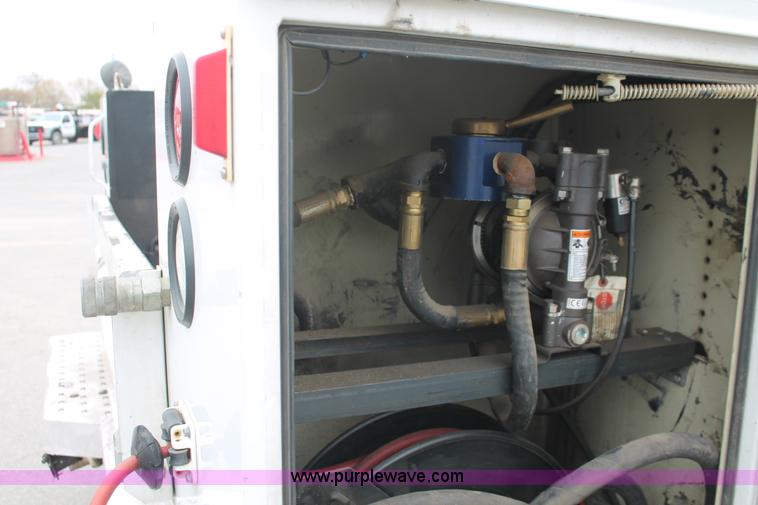 image for item E3339 2007 Ford F350 XL Super Duty service truck