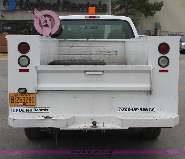 image for item E3340 2006 Ford F350 XL Super Duty service truck