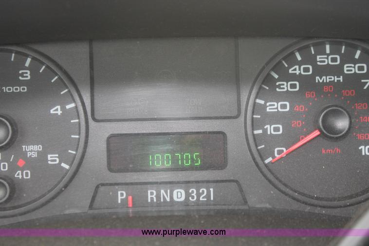 image for item E3340 2006 Ford F350 XL Super Duty service truck