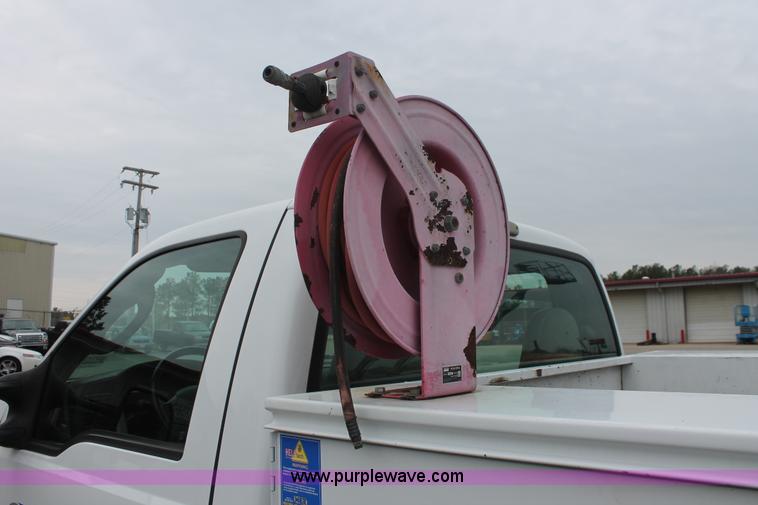 image for item E3340 2006 Ford F350 XL Super Duty service truck