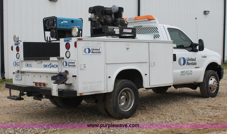 image for item E3341 2006 Ford F350 XL Super Duty service truck