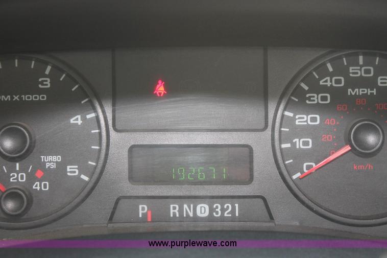 image for item E3341 2006 Ford F350 XL Super Duty service truck